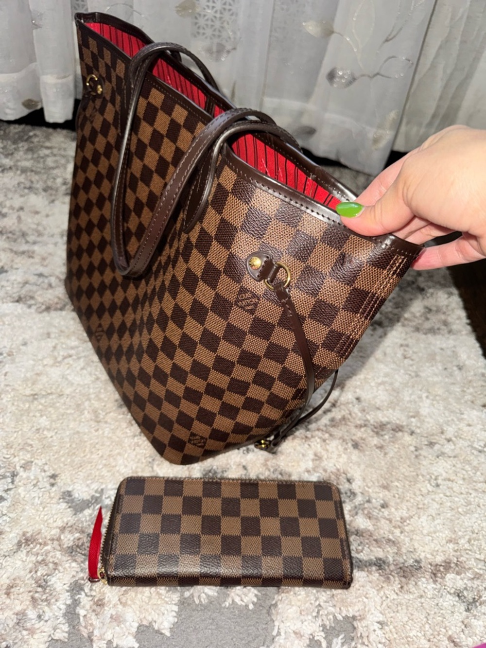 Louis Vuitton Brown Neverfull MM with Wallet - Picture 6 of 17